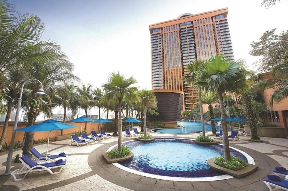 TAHEEENS SUITE at BERJAYA TIMES SQUARE
