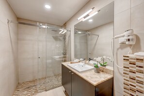Luxury Triple Room, Balcony | Free WiFi - Hotel Roberto Slanic Prahova (Slanic)