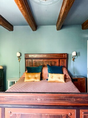 5 Schlafzimmer, Bügeleisen/Bügelbrett, Reisekinderbett, kostenloses WLAN