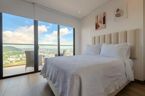 2 chambres, fer et planche à repasser, accès Internet, draps fournis