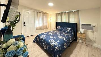 2 bedrooms, in-room safe, iron/ironing board, WiFi