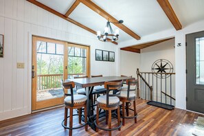 Dining - Peaceful Forest Escape w/ Lake Access (Swanton)