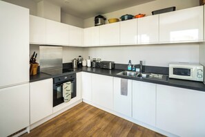 クラシック アパートメント バルコニー | 専用キッチン