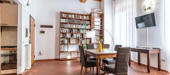 Travel Meditation House