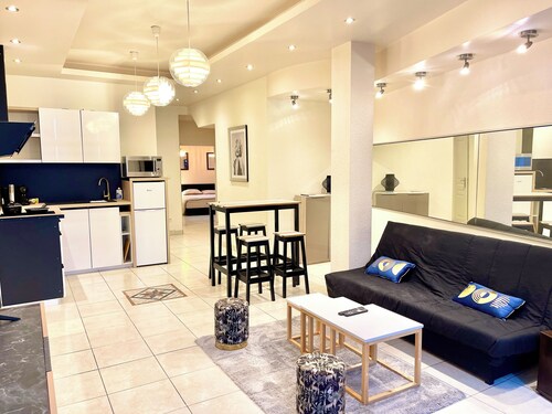 Très grand loft de 155m² en plein centre ville 