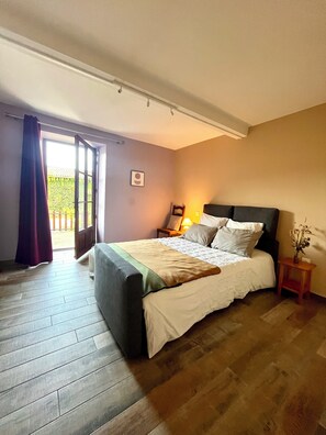 7 Schlafzimmer, Bügeleisen/Bügelbrett, Reisekinderbett, WLAN