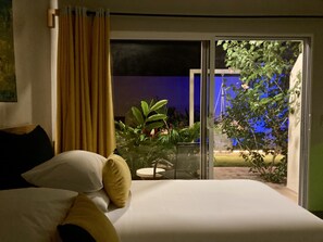 Double Room, Ensuite, Pool View (Premium)