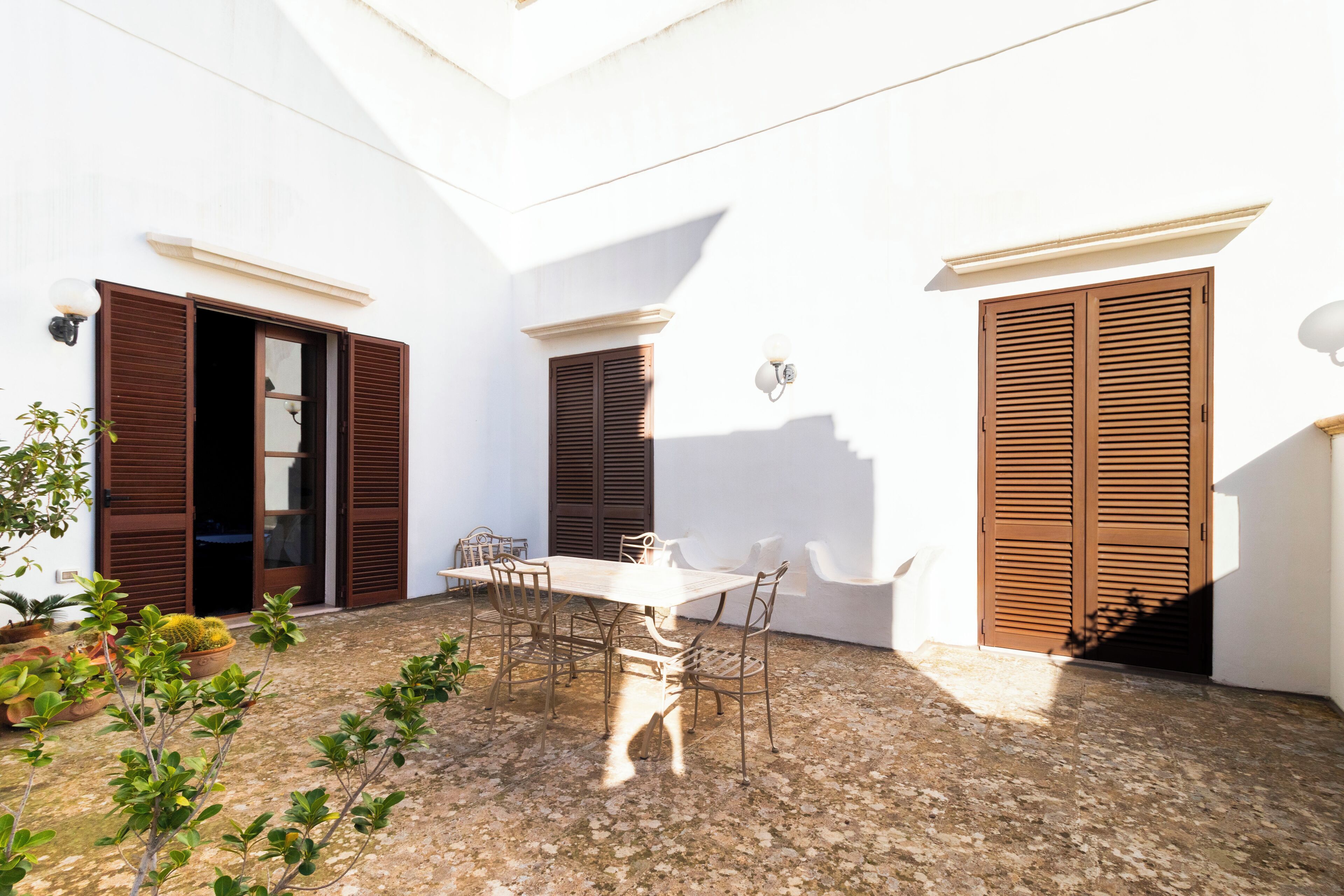 Photo - Palazzo Insula
