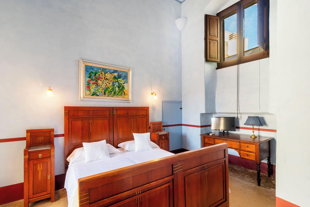 Habitació doble Deluxe | 1 dormitori, minibar i roba de llit