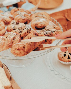Free daily buffet breakfast - Palazzo Insula (Gallipoli)