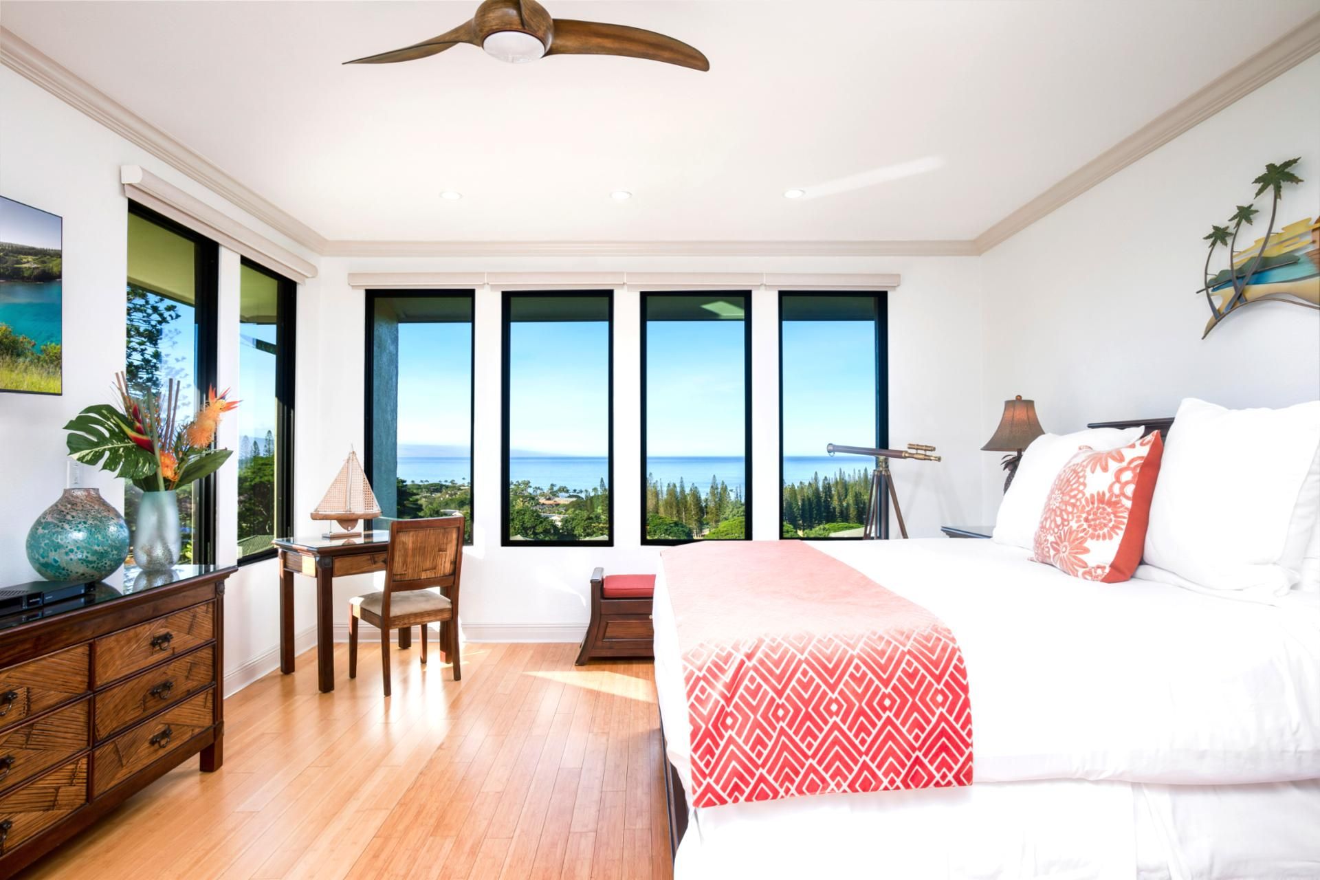 With tropical light spilling in from every angle, this cheerful retreat feels like waking up inside a vacation postcard  