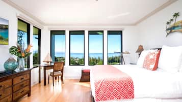 With tropical light spilling in from every angle, this cheerful retreat feels like waking up inside a vacation postcard