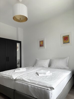 Departamento Confort | 2 habitaciones, espacio para trabajar con laptop y cortinas blackout 