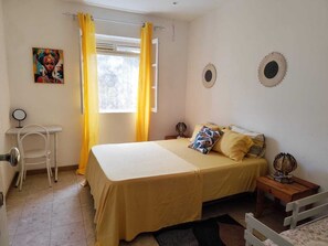 4 Schlafzimmer, Bügeleisen/Bügelbrett, kostenloses WLAN, Bettwäsche