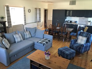 Room - Belmont Chapel Cottage (Acharacle)