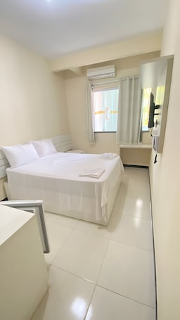 Superior Double Room, Private Bathroom | Desk, laptop workspace, free WiFi
