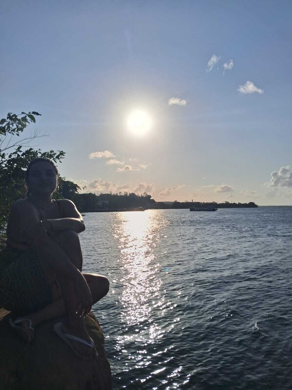 المنطقة المحيطة بالمنشأة