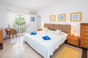 3 Schlafzimmer, Bügeleisen/Bügelbrett, WLAN, Bettwäsche