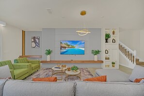 TV, table football - EV_16271 - 10 Bed 8 Bath Villa with Screened-In Pool with Spillover Spa, Games (Davenport)