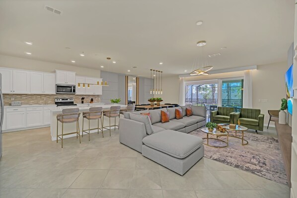 Interior - EV_16271 - 10 Bed 8 Bath Villa with Screened-In Pool with Spillover Spa, Games (Davenport)