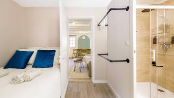 1 Schlafzimmer, Bügeleisen/Bügelbrett, kostenloses WLAN, Bettwäsche