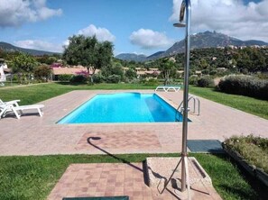 Outdoor pool - Villa Bellevue (Tertenia)
