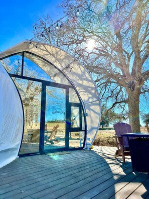 Outdoor dining - The Retreat at Fredericksburg (Fredericksburg)