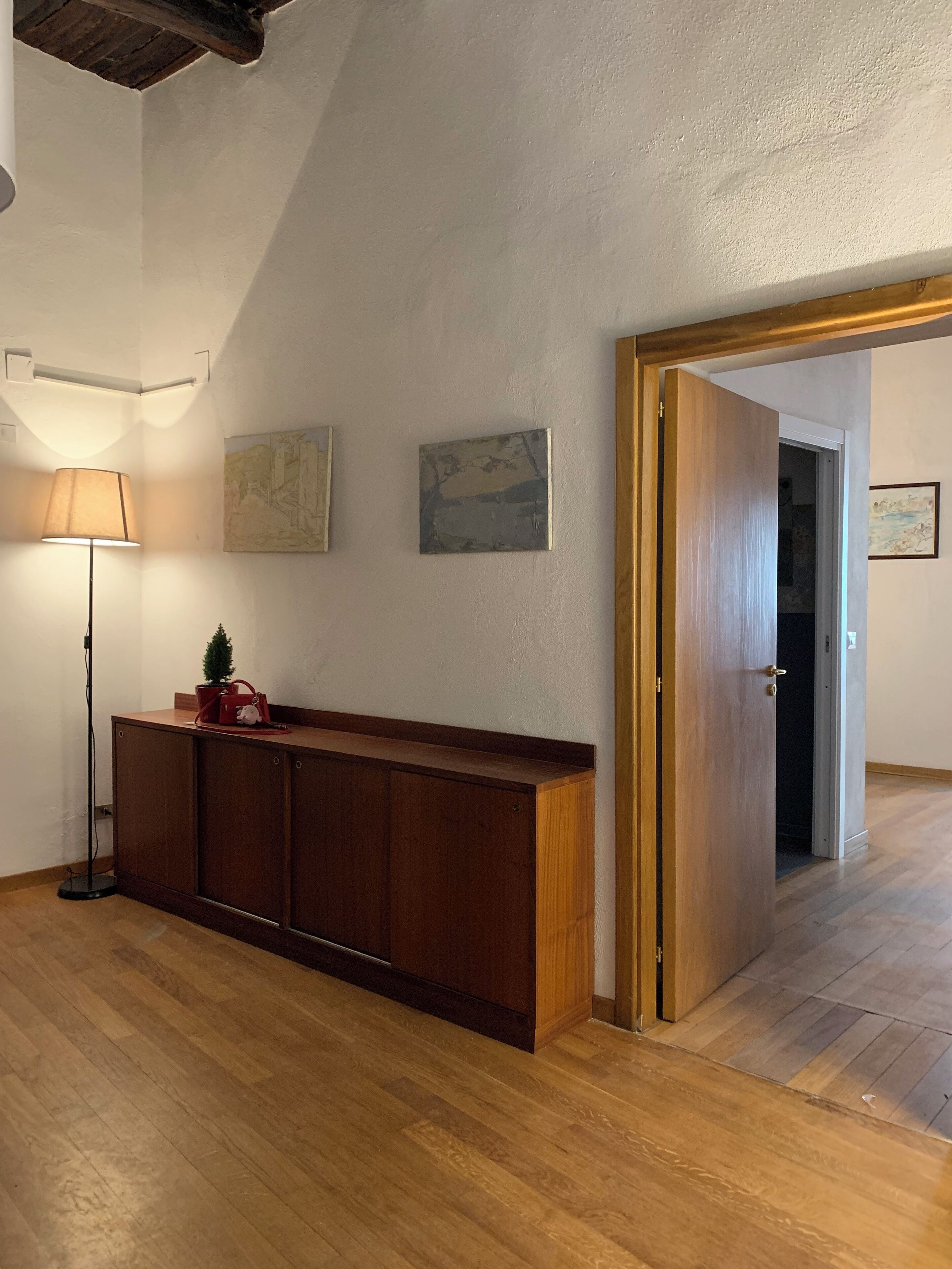 Photo - Evaref House