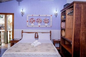 Standard-Vierbettzimmer, Gartenblick | Kostenloses WLAN