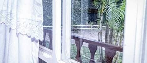 Standard Triple Room, Lanai, Garden View | Free WiFi