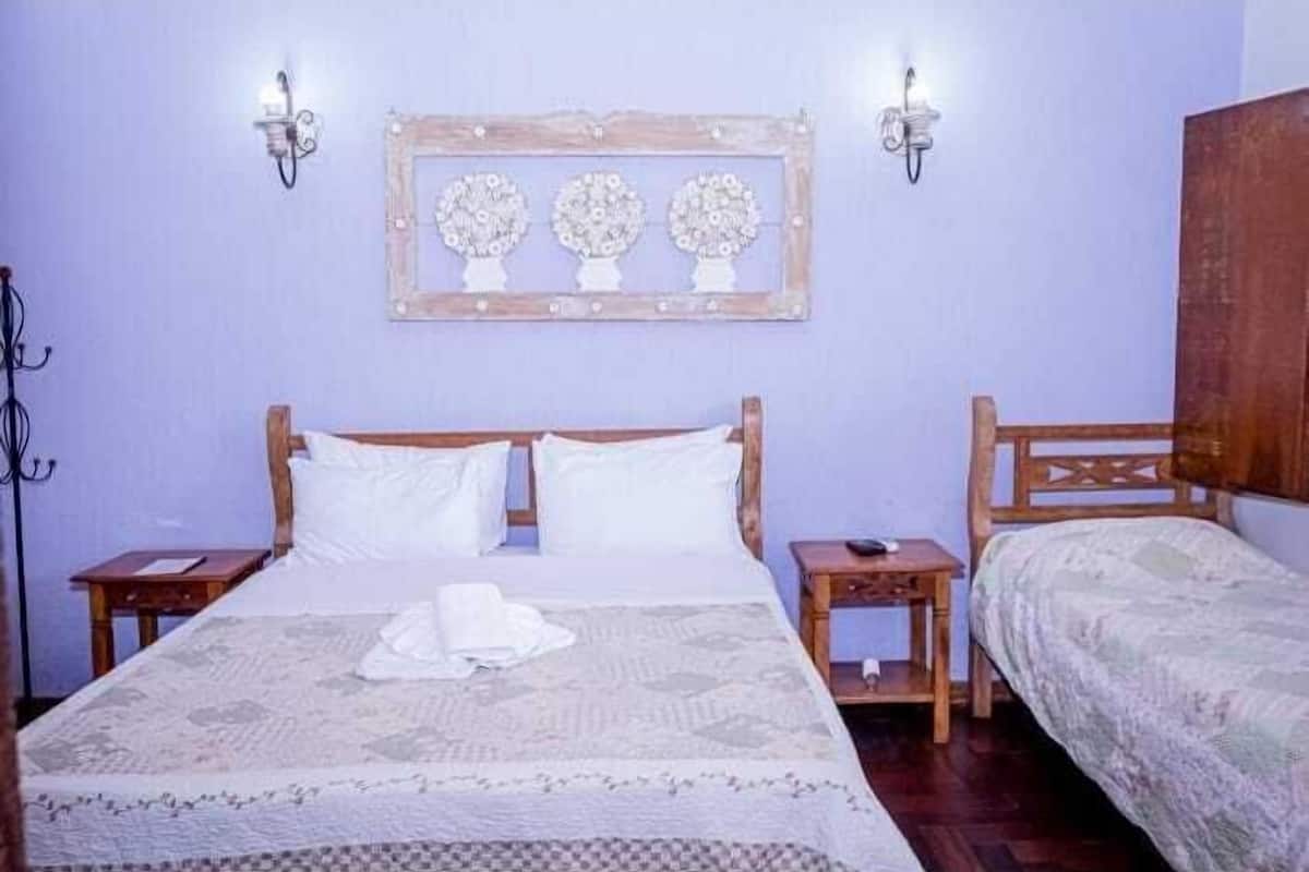 Standard Triple Room, Lanai, Garden View
