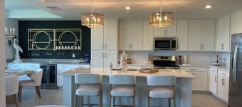 Stunning 2 bed 2 bath condo overlooking the golf course.Golf membership avail.
