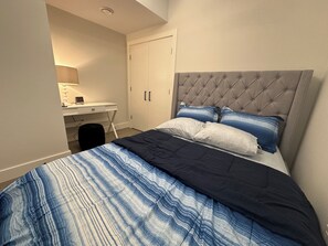 1 bedroom, iron/ironing board, WiFi - A cozy, Safe, Private Basement Suit for You Peace of Mind. (Saskatoon)