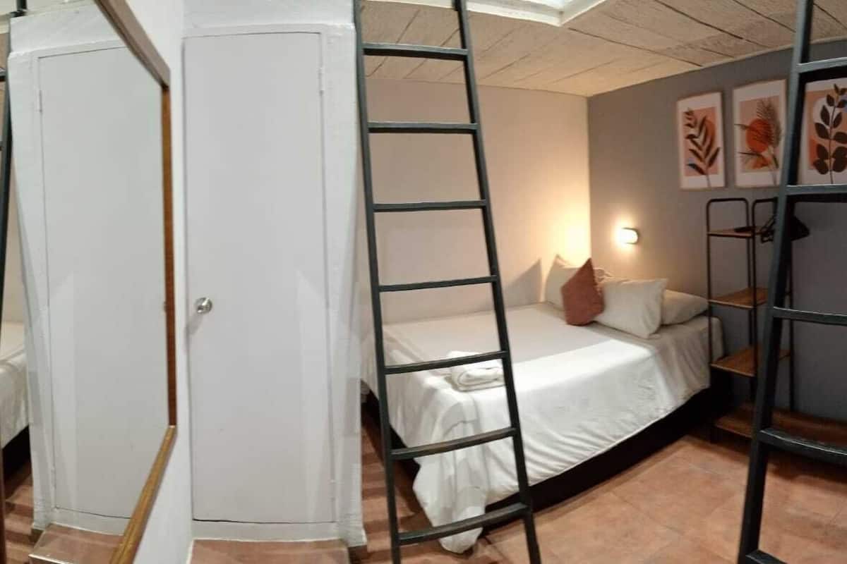 Family Quadruple Room | In-room safe, blackout drapes, WiFi (free)