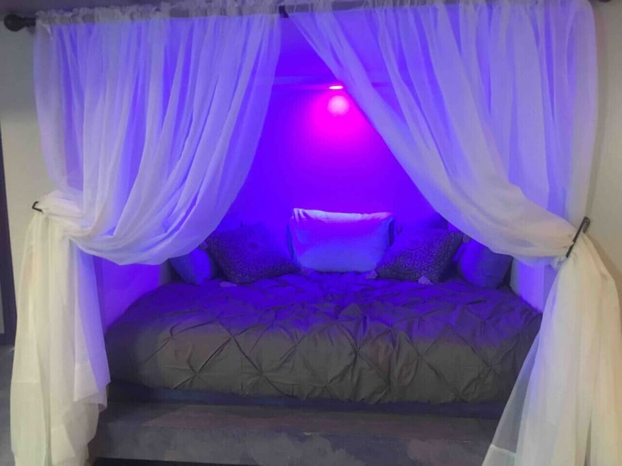 3 chambres, fer et planche à repasser, Wi-Fi gratuit, draps fournis