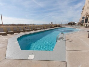 Apartment, 1 King-Bett und Schlafsofa (Phoenix IV 4112) | Pool