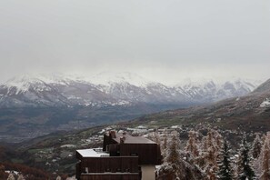 Exterior - Resort center, 3rd floor, view valley, balcony, tv, 26m², Les Orres (Les Orres)
