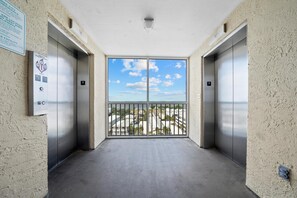 Condo, 1 giường cỡ queen và sofa giường (Seacrest 904) | Nội thất