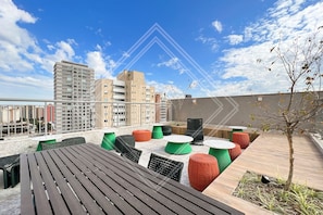Basic Studio | Outdoor dining