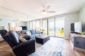 Condo, Multiple Beds (Seaside Beach & Racquet 3504) | Living area