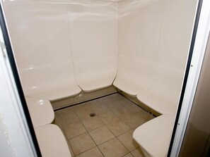 Condo, várias camas (Seaside Beach & Racquet 4412) | Spa | Sauna seca