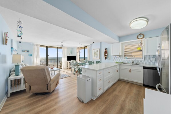 Condo, Multiple Beds (Seaside Beach & Racquet 4507) | Interior