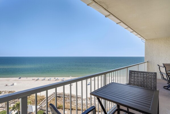 Condo, 1 King Bed (Seaside Beach & Racquet 4909) | Outdoor dining
