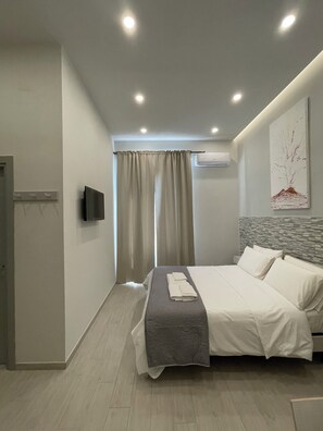 Ampia Matrimoniale | 書桌、筆電工作空間、免費無線上網