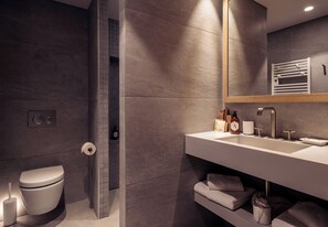 Shower, hair dryer, towels - Antarès SIRIUS 403 - Luxury ski in/ski out apartment (Les Allues)