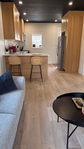 The Iron Bridge on Victoria Park - 1 Bed | 1 Bath