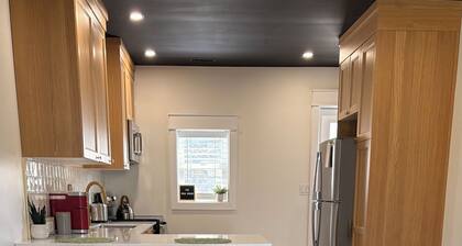 The Iron Bridge on Victoria Park - 1 Bed | 1 Bath