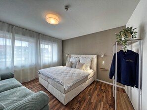 2 bedrooms, iron/ironing board, WiFi, bed sheets - Cozy, bright vacation apartment in trendy boho style #Cosiness Company (Cuxhaven)