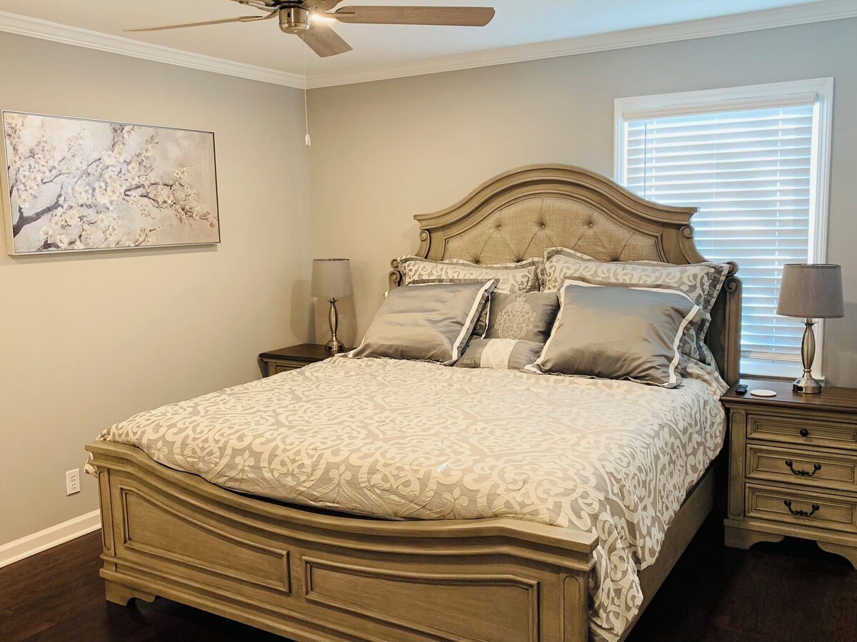 Photo 8 of Travelers Rest Treasure - Pets Welcome Sleeps 8 - 3 Bedroom 2 Bath