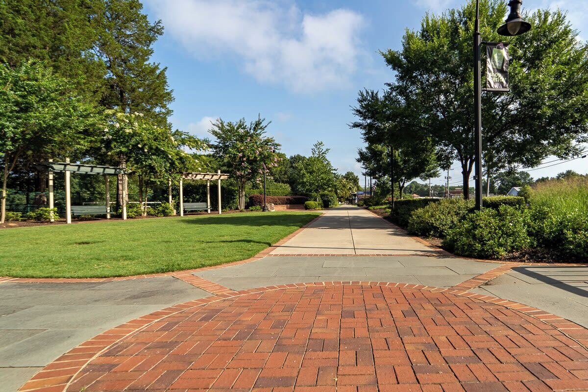 Photo 29 of Travelers Rest Treasure - Pets Welcome Sleeps 8 - 3 Bedroom 2 Bath